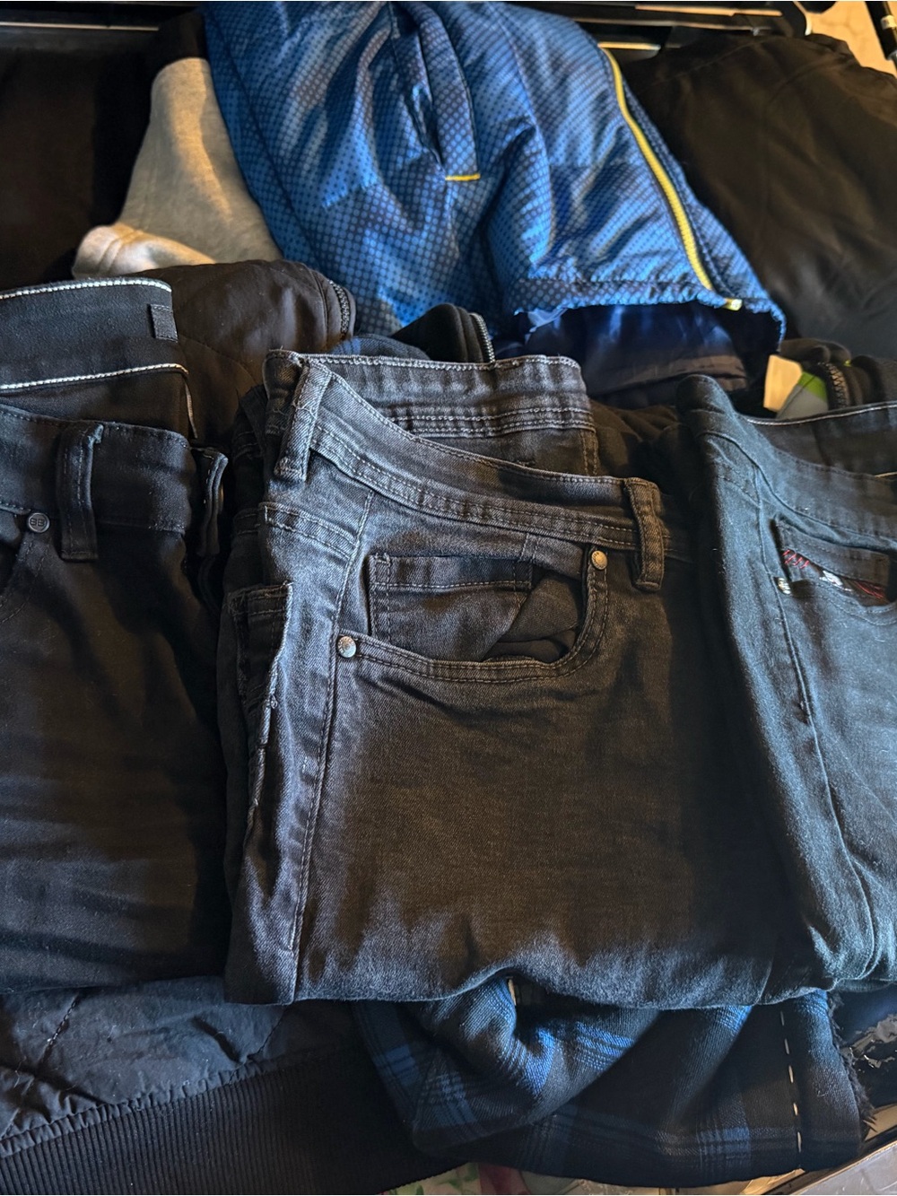 Men's Black Slim Fit Jeans - Classic Everyday Style